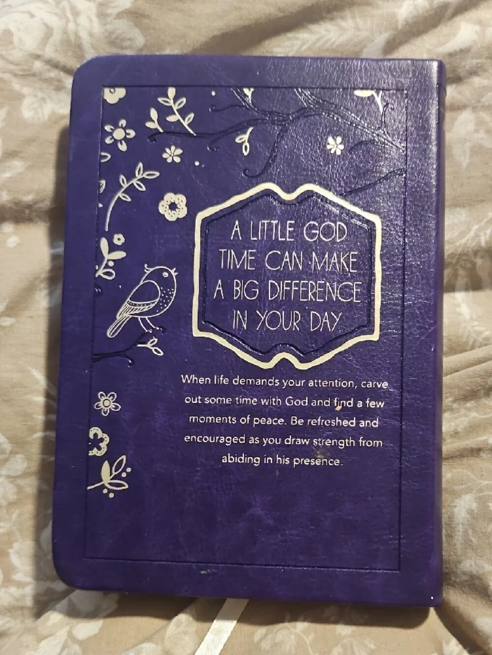 365 Daily Devotions: A Little God Time for Women - Purple Devotional Book